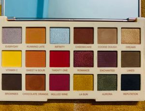 Makeup Revolution Eyeshadow Palette
