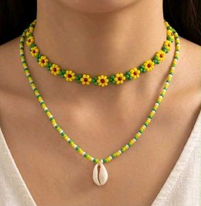 Chic Beaded Flower & Shell Necklace Set