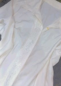 korean shirt🤍✨️🦭🤌