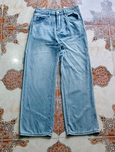 Light Wash Wide Leg Jeans