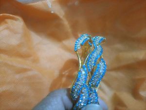 Sparkling Blue &amp; Gold kada Set