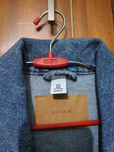 oversized denim jacket