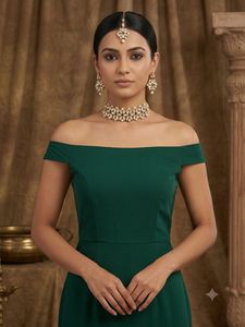 Elegant Pearl &amp; Crystal Jewellery Set