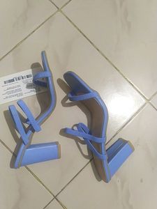 Trendy heels Uk7 Eu 40