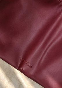 Chic Clinique Clutch Bag