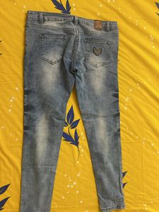 Perfect high rise 32 size Jeans