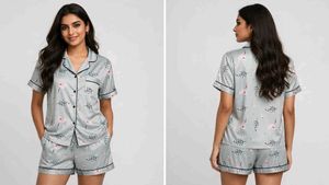 Cute Floral Print Pajama Set