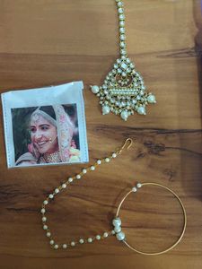Kundan &amp; Pearl Necklace Set