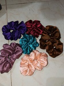 Satin Bonnet &amp; Scrunchie Set