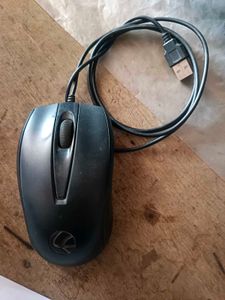 Wired USB keyboard and mouse