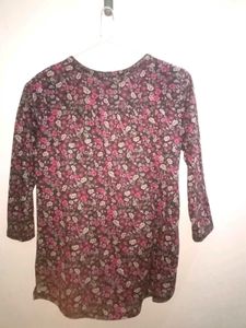 Floral Print V-Neck Top