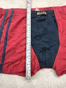 Red Short 34,36🥰