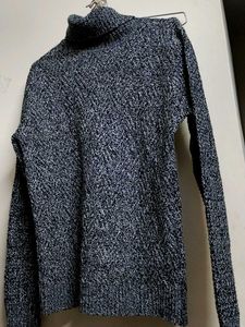 Textured Knit Turtleneck Sweater