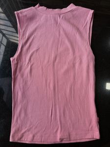 Levis Ribbed Mock Neck Tank Top