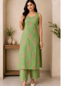 Green Printed Sleeveless Kurta with Pants