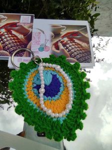 Handmade Peacock Feather Keychain with pearl