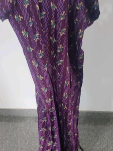 Comfortable Purple Printed Nightdress
