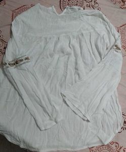 White Embroidered Kurta
