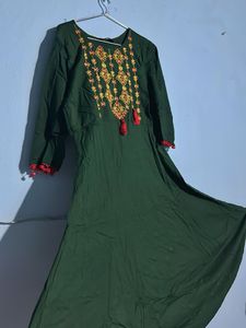 Green Embroidered Kurta with Tassels