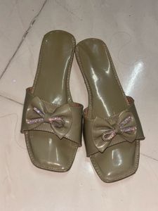 Chic Bow Embellished Slide Sandals