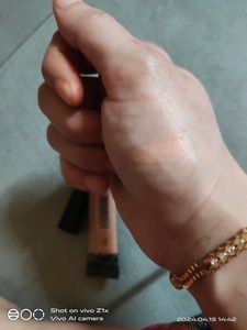 10 Ringa And Concealer