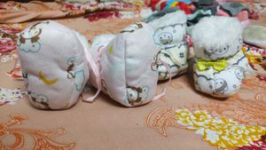 Combo of 2 Pairs Cozy Fleece Baby Booties with Sof