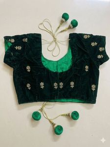 Elegant Green Velvet Lehenga Choli with Pink Dupat
