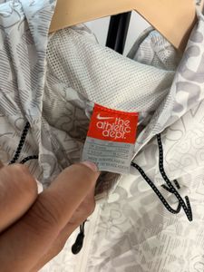 Nike White Patterned Jacket