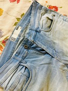 Men's Light Blue Jeans