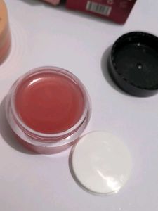 Huda Beauty Blusher &amp; Highlighter Duo + Lip Balm