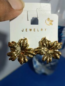 Gold Flower Earrings