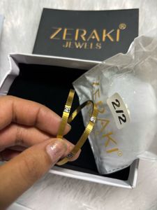 Zaraki Elegant Gold Bangles with Diamonds