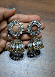Exquisite Kundan Jhumka Earrings