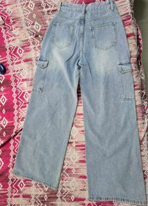 URBANIC Wide Leg Cargo Jeans
