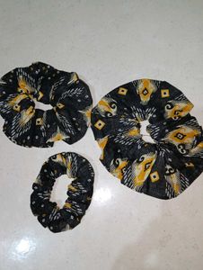 Stylish Black &amp; Yellow Fabric Hair Accessories Set