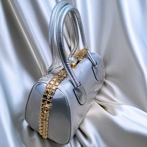 Sparkling White Embellished Clutch Bag