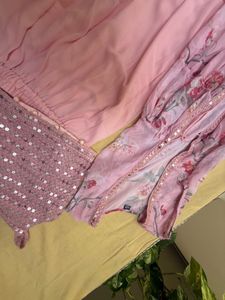 Chic Pink Floral Kurta Set with Sequins