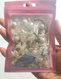 white aesthetics Jewelry Making Kit