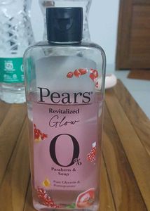 Pears Revitalized Glow Body Wash