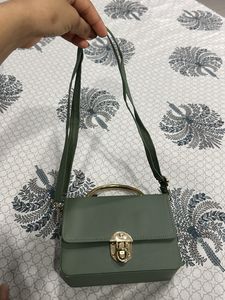Chic Olive Green Handbag
