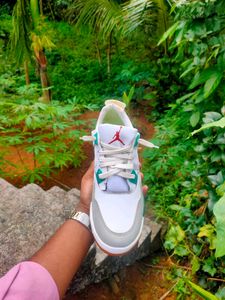 Jordan Sneakers