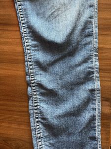 H&amp;M Classic Blue Denim Jeans