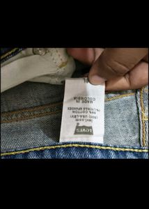 Y2k style!Levi’s Low-Waist Straight Leg Jeans