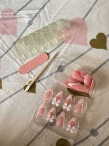 Elegant French Tip Nails with 3D-Bows 24 pcs