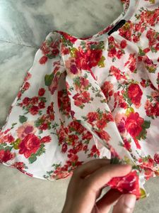 La Zoire Floral Print Maxi Dress