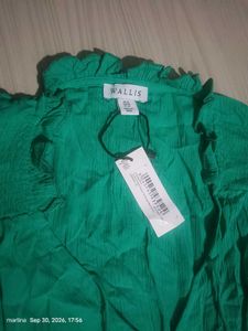 Emerald Green Flowy Midi Dress