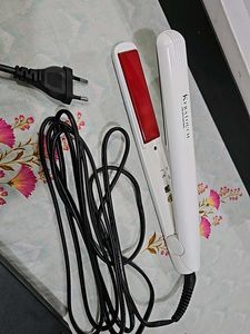 Keratouch Professional Hair Straightener