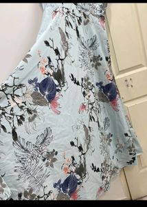 Gown In M Size