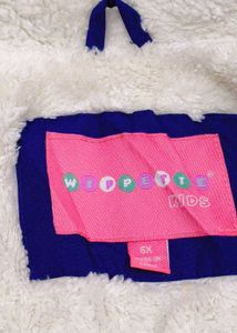 very cute winters jacket👍👍👍