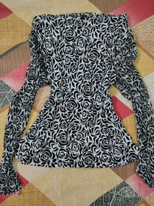 Chic Black &amp; White Rose Print Cowl neck y2k Top